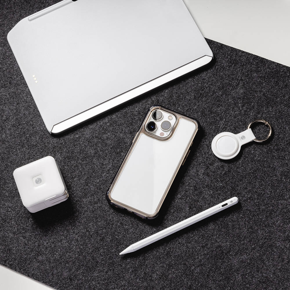 Apple iPhone 13 Kılıf Anti-Mikrobiyal Şok Önleyicili Şeffaf Lisanslı Switcheasy Alos Kapak Renksiz