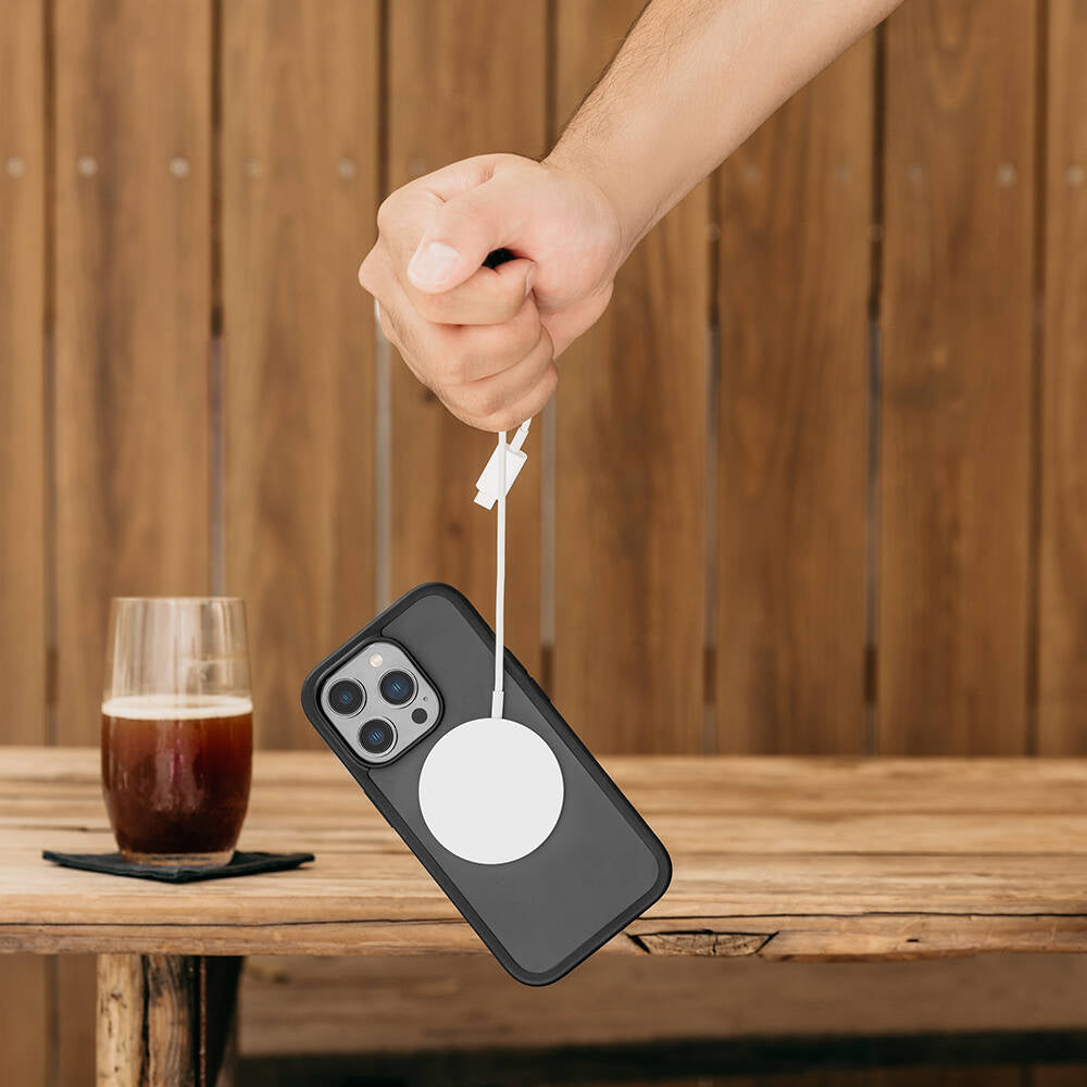 Apple iPhone 14 Kılıf Ultra İnce Şok Önleyicili Lisanslı Switcheasy Aero Plus Kapak Siyah