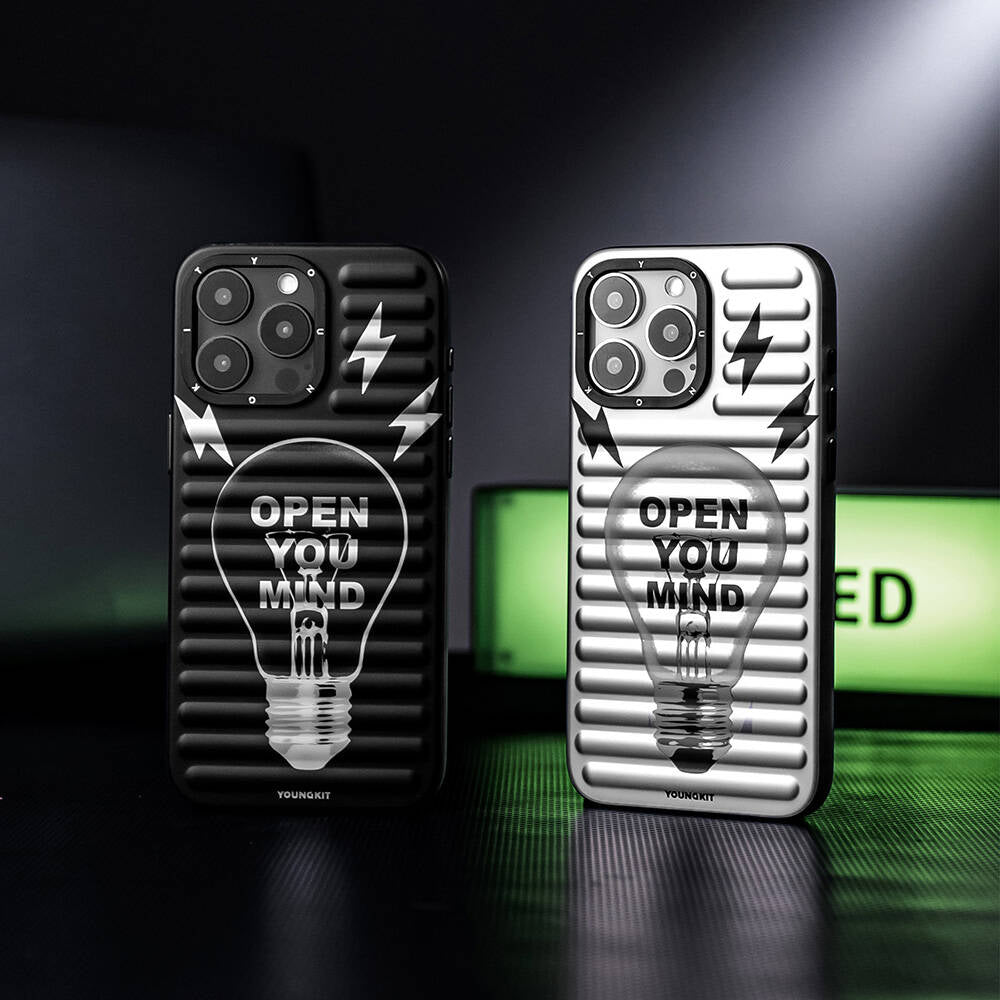 Apple iPhone 14 Pro Max Kılıf Magsafe Şarj Özellikli Youngkit Open Mind Serisi Kapak Siyah