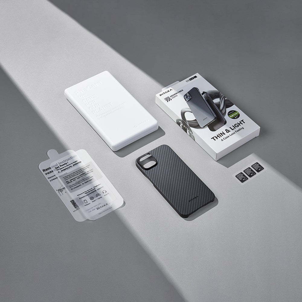 Apple iPhone 15 Plus Kılıf Magsafe Şarj Özellikli 1500D Aramid Fiber Pitaka Ultra-Slim Classic Serisi Black-Grey Twill Kapak Siyah-Gri