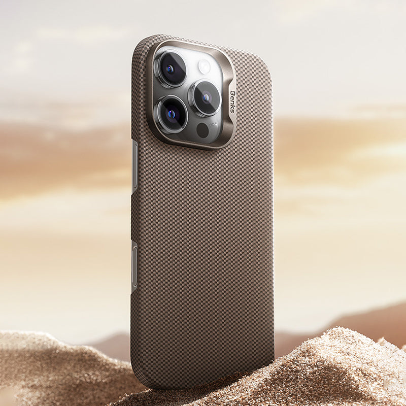 Apple iPhone 16 Pro Kılıf Magsafe Şarj Özellikli Benks Yeni Seri ArmorTint ArmorAir Kevlar Kapak Gold