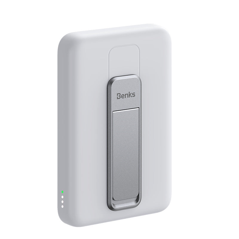 Benks MP08 Magsafe Magnetik Standlı İnce Tasarımlı Powerbank 10000mAh Beyaz