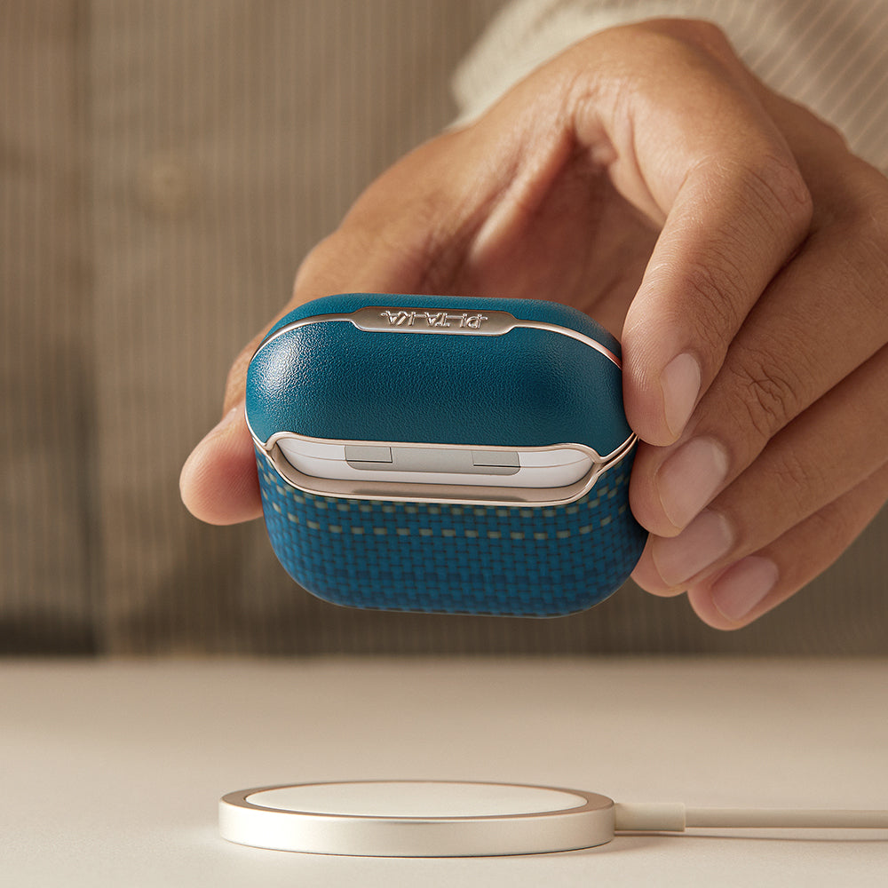 Apple Airpods 4 Kılıf Aramid Fiber Pitaka Tactile Woven Sunset-Moonrise Serisi Sunset Kapak Kahverengi