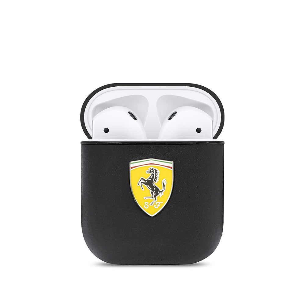 Apple Airpods Kılıf Ferrari Orjinal Lisanslı PU Deri Metal Logolu SF Arka Yüzey Yazılı Kapak Siyah