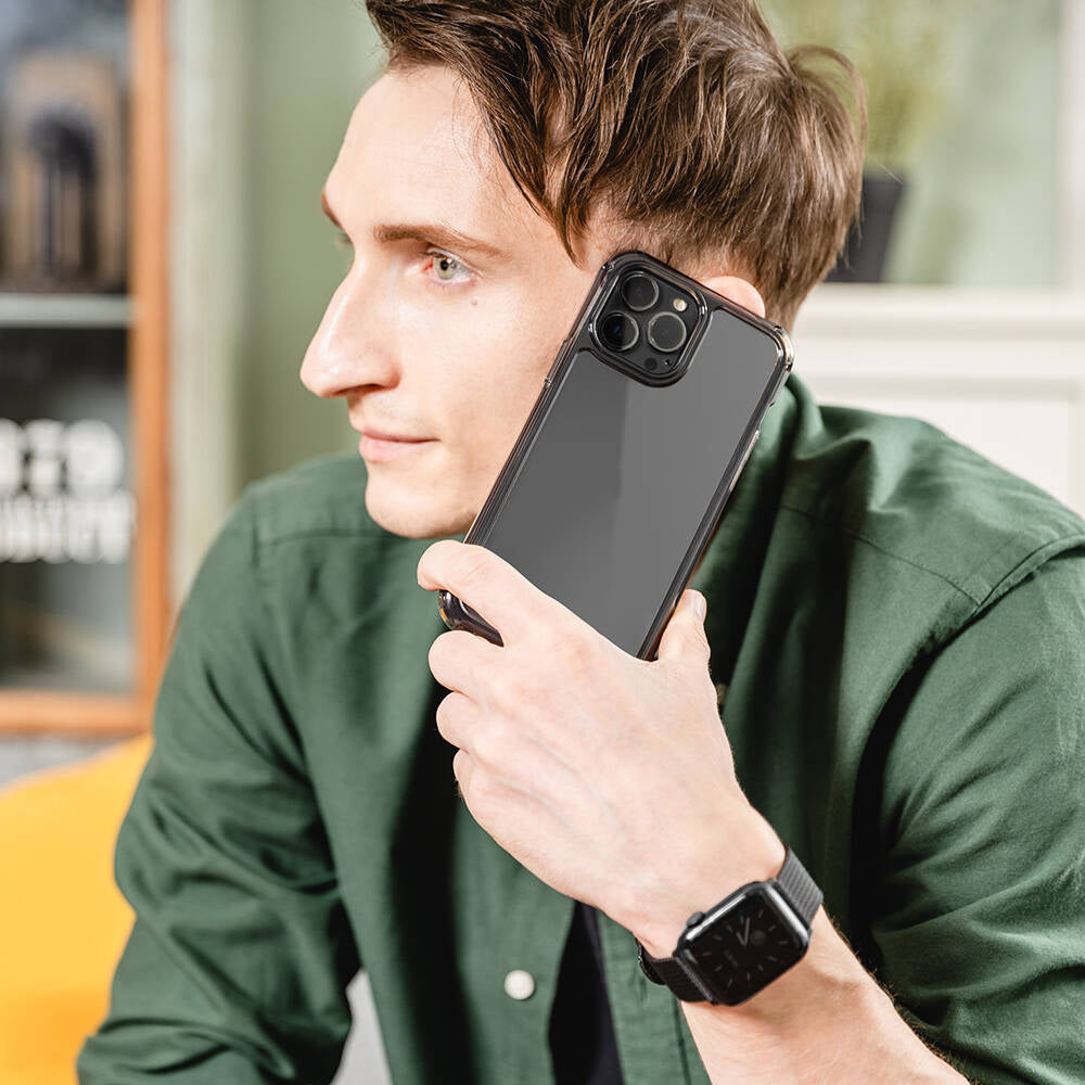 Apple iPhone 13 Kılıf Anti-Mikrobiyal Şok Önleyicili Şeffaf Lisanslı Switcheasy Alos Kapak Renksiz