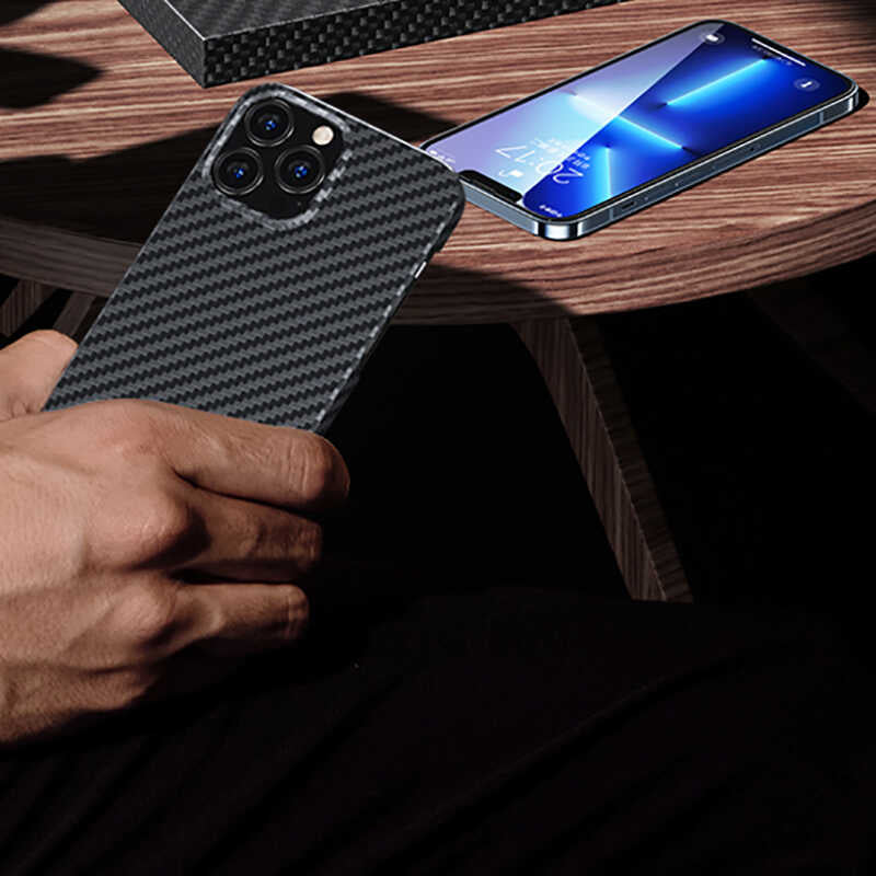 Apple iPhone 13 Pro Kılıf Benks Aramid Magsafe 3 in 1 Set Siyah