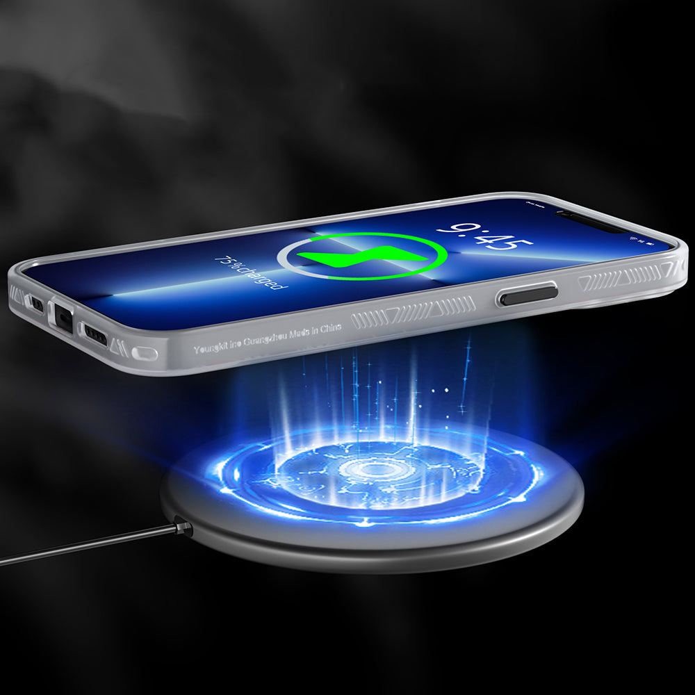 Apple iPhone 13 Pro Kılıf Magsafe Şarj Özellikli YoungKit Metaverse Serisi Kapak Beyaz