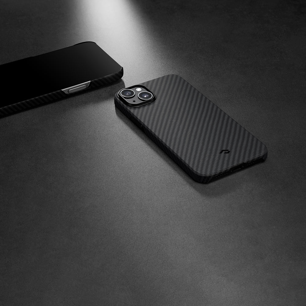 Apple iPhone 14 Kılıf Magsafe Şarj Özellikli 1500D Aramid Fiber Pitaka Ultra-Slim Classic Serisi Black-Grey Twill Kapak Siyah-Gri