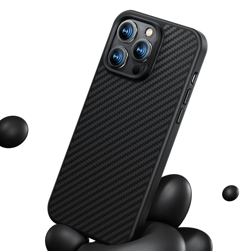 Apple iPhone 14 Plus Kılıf Karbon Fiber Magsafe Şarj Özellikli Benks Hybrid ArmorPro 1500D Kevlar Kapak Siyah