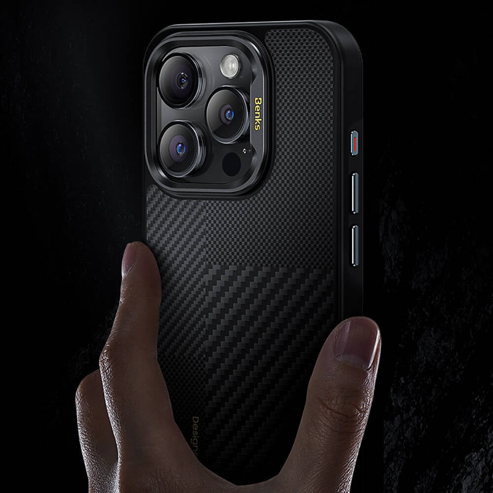 Apple iPhone 14 Pro Kılıf Magsafe Şarj Özellikli Karbon Fiber Benks Montage Hybrid ArmorPro Kevlar Kapak Siyah