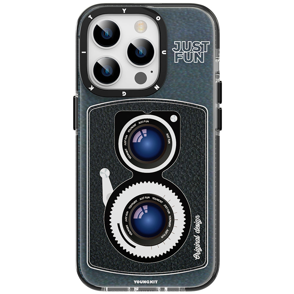 Apple iPhone 14 Pro Kılıf Magsafe Şarj Özellikli Lens Figürlü YoungKit Art Film Serisi Kapak Beyaz