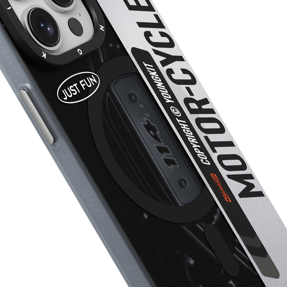 Apple iPhone 14 Pro Kılıf Magsafe Şarj Özellikli Youngkit Motorcycle Legend Serisi Kapak Yeşil