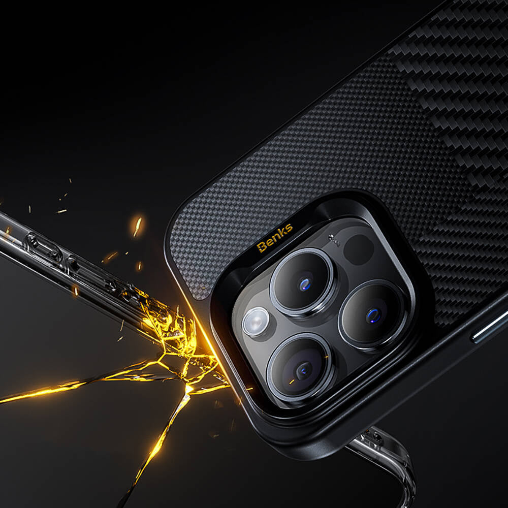 Apple iPhone 14 Pro Max Kılıf Magsafe Şarj Özellikli Karbon Fiber Benks Montage Hybrid ArmorPro Kevlar Kapak Siyah