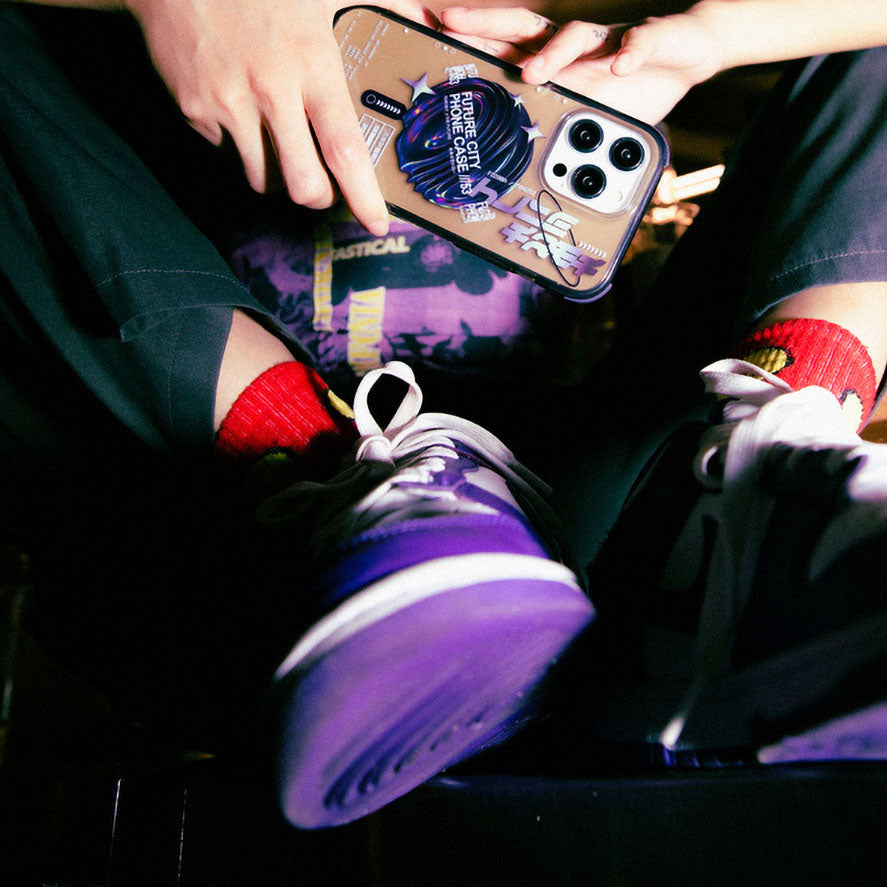 Apple iPhone 14 Pro Max Kılıf SkinArma Şeffaf Airbag Tasarımlı Magsafe Şarj Özellikli Shorai Kapak Mor