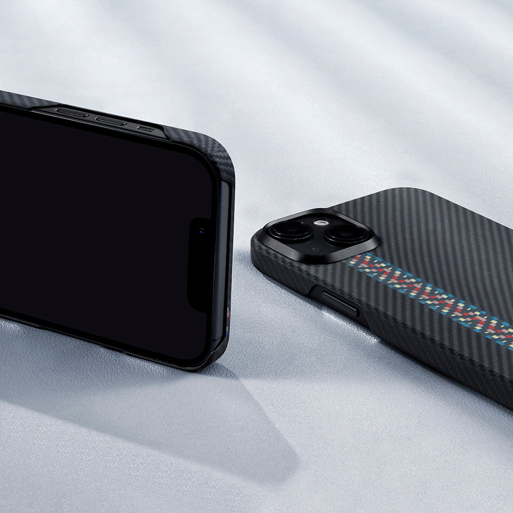 Apple iPhone 15 Kılıf Magsafe Şarj Özellikli 600D Aramid Fiber Pitaka Tactile Woven Orchestra Serisi Rhapsody Kapak Siyah