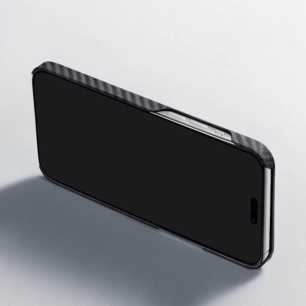 Apple iPhone 15 Plus Kılıf Magsafe Şarj Özellikli 1500D Aramid Fiber Pitaka Ultra-Slim Classic Serisi Black-Grey Twill Kapak Siyah-Gri