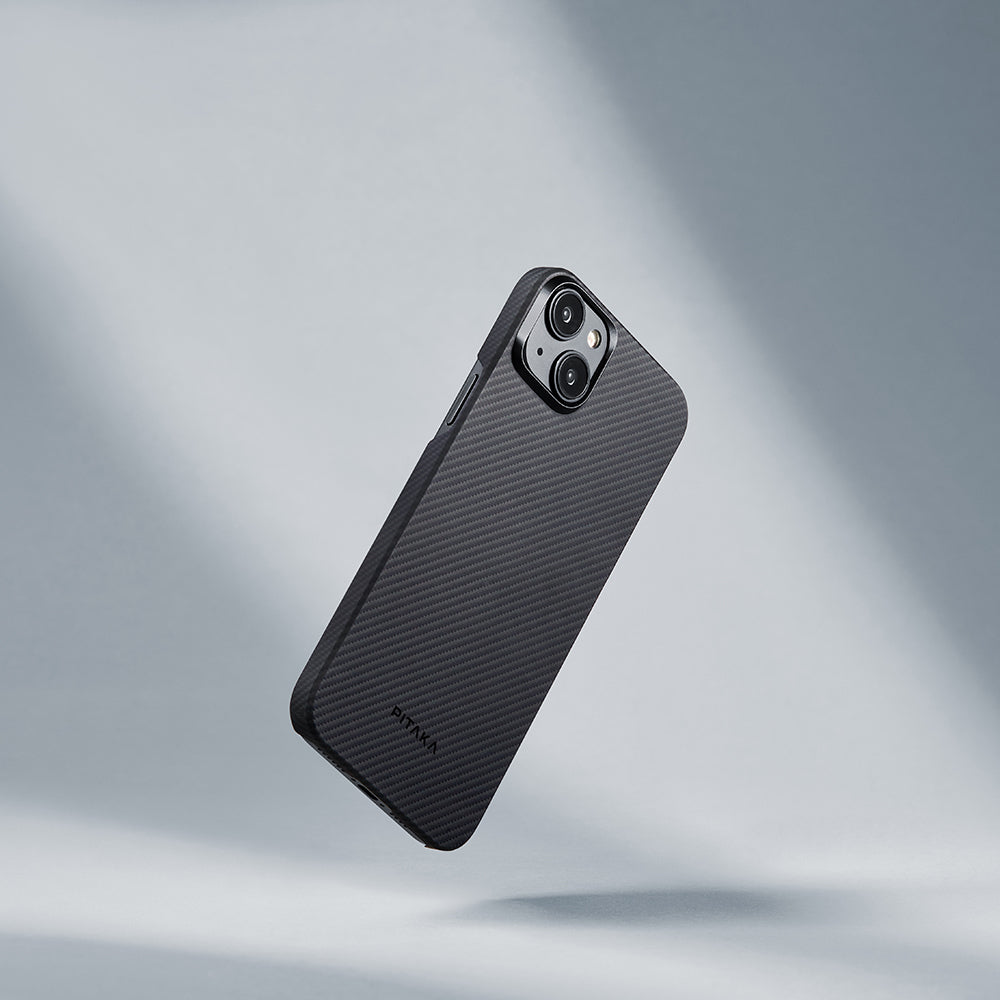 Apple iPhone 15 Plus Kılıf Magsafe Şarj Özellikli 600D Aramid Fiber Pitaka Ultra-Slim Classic Serisi Black-Grey Twill Kapak Siyah-Gri