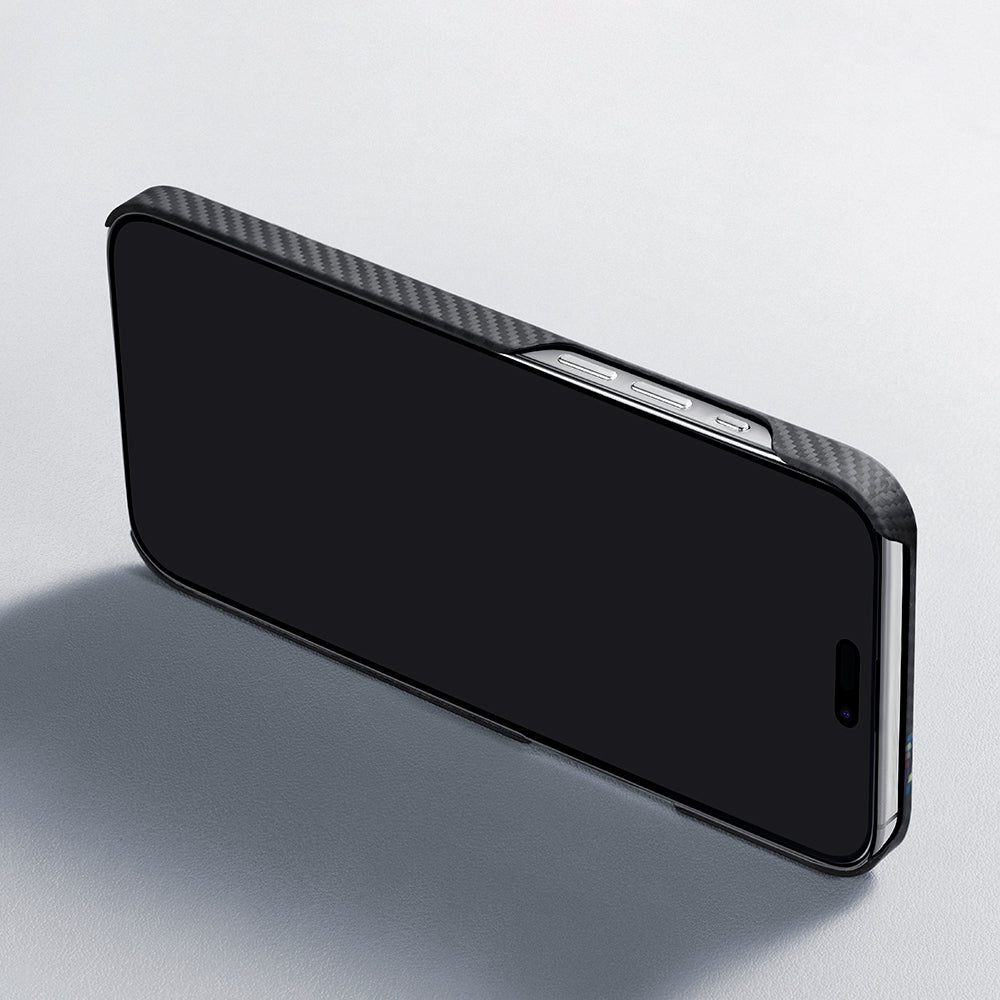 Apple iPhone 15 Plus Kılıf Magsafe Şarj Özellikli 600D Aramid Fiber Pitaka Tactile Woven Orchestra Serisi Rhapsody Kapak Siyah