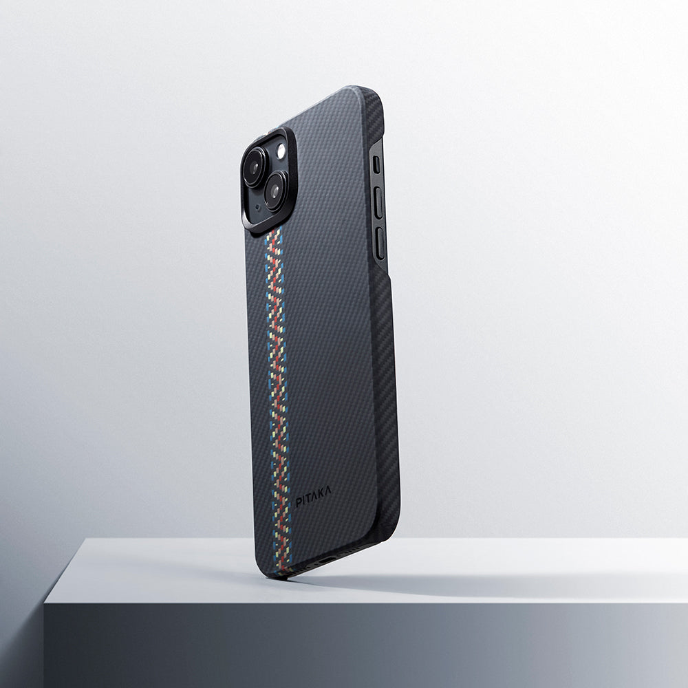 Apple iPhone 15 Plus Kılıf Magsafe Şarj Özellikli 600D Aramid Fiber Pitaka Tactile Woven Orchestra Serisi Rhapsody Kapak Siyah