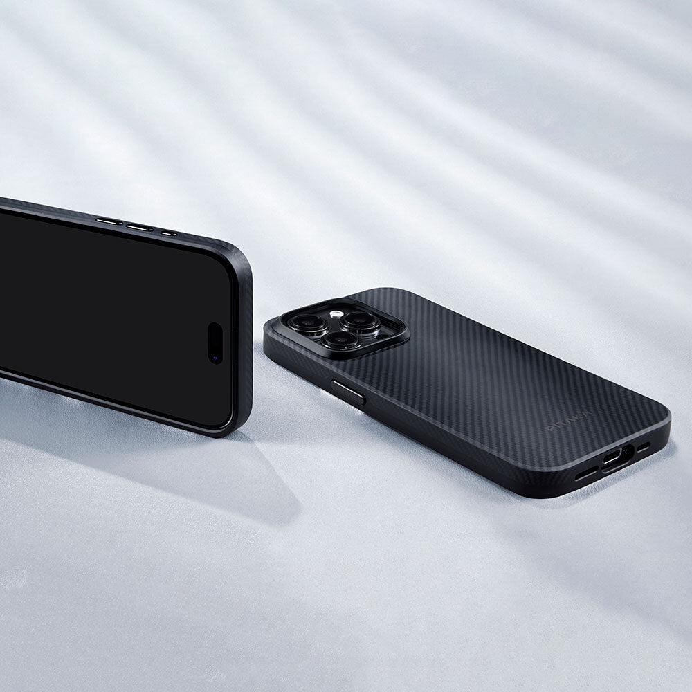 Apple iPhone 15 Pro Max Kılıf Magsafe Şarj Özellikli 600D Aramid Fiber Pitaka Military-Grade Classic Serisi Black-Grey Twill Kapak Siyah-Gri