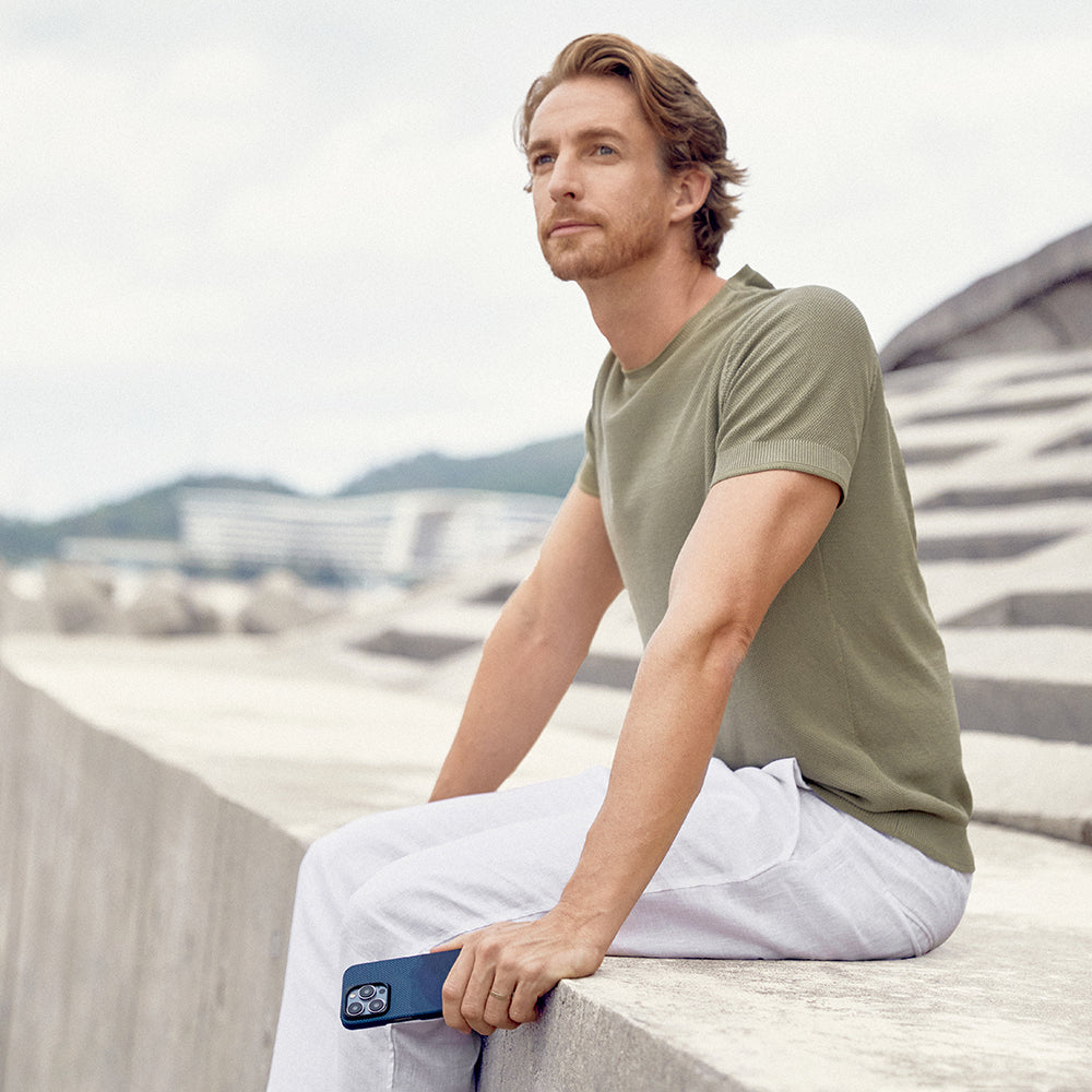 Apple iPhone 15 Pro Max Kılıf Magsafe Şarj Özellikli Aramid Fiber Pitaka Tactile Woven Starpeak Serisi Over The Horizon Kapak Mavi