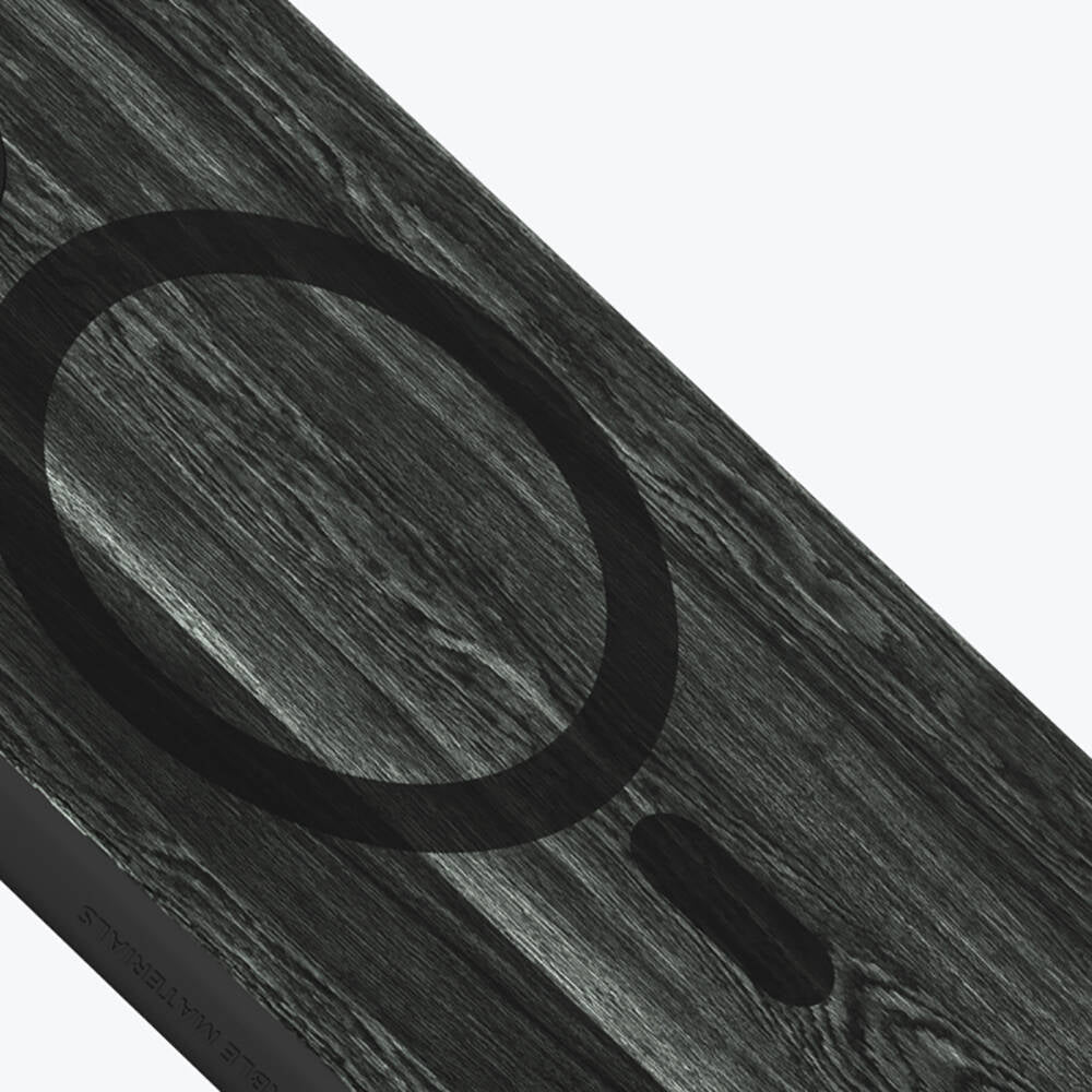 Apple iPhone 15 Pro Max Kılıf Magsafe Şarj Özellikli Sararmaya Dayanıklı Youngkit Wood Forest Serisi Kapak Siyah