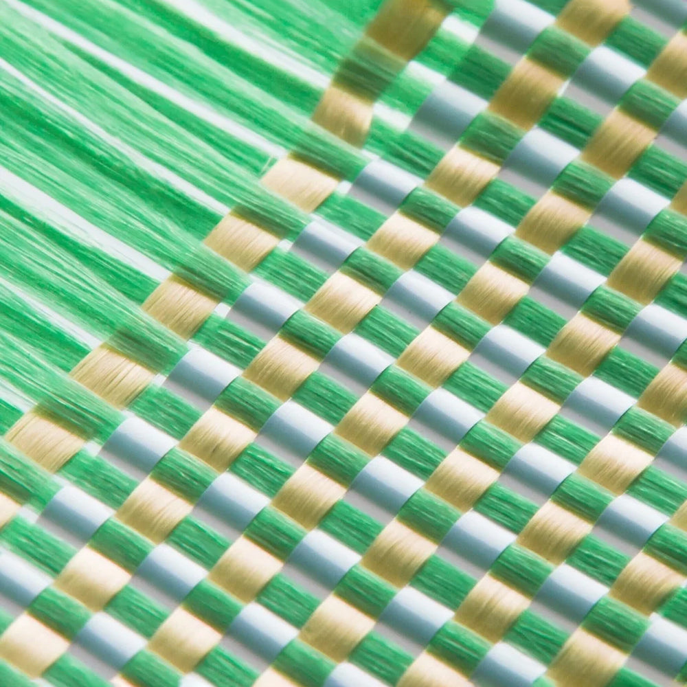 Apple iPhone 16 Kılıf Magsafe Şarj Özellikli Aramid Fiber Pitaka Ultra-Slim Classic Serisi Forest Green Kapak Yeşil