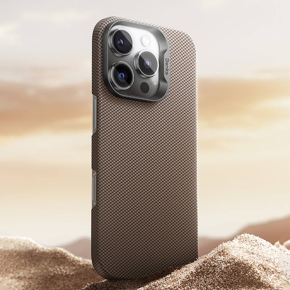 Apple iPhone 16 Kılıf Magsafe Şarj Özellikli Benks ArmorTint Serisi ArmorAir Kevlar Kapak Gold