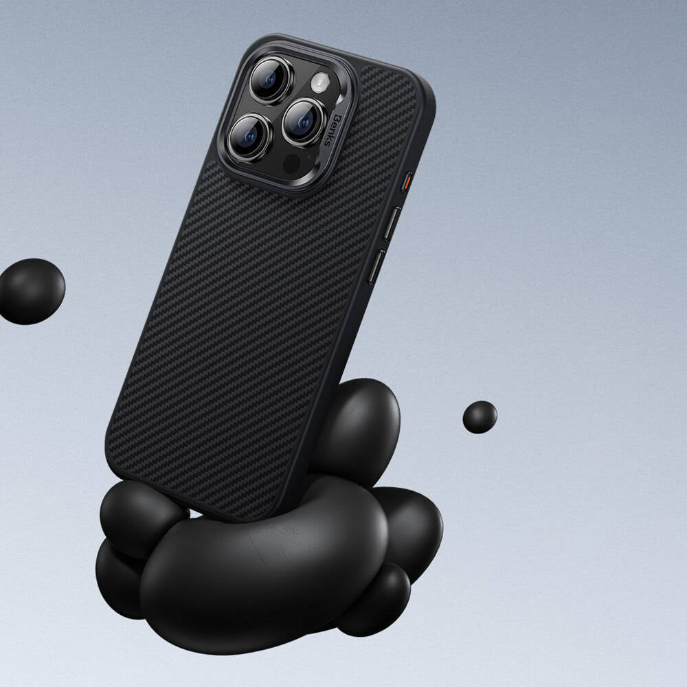 Apple iPhone 16 Plus Kılıf Karbon Fiber Magsafe Şarj Özellikli Benks Hybrid ArmorPro 600D Kevlar Kapak Siyah