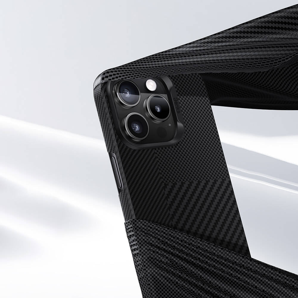 Apple iPhone 16 Plus Kılıf Magsafe Şarj Özellikli Karbon Fiber Benks Montage ArmorAir Kevlar Kapak Siyah