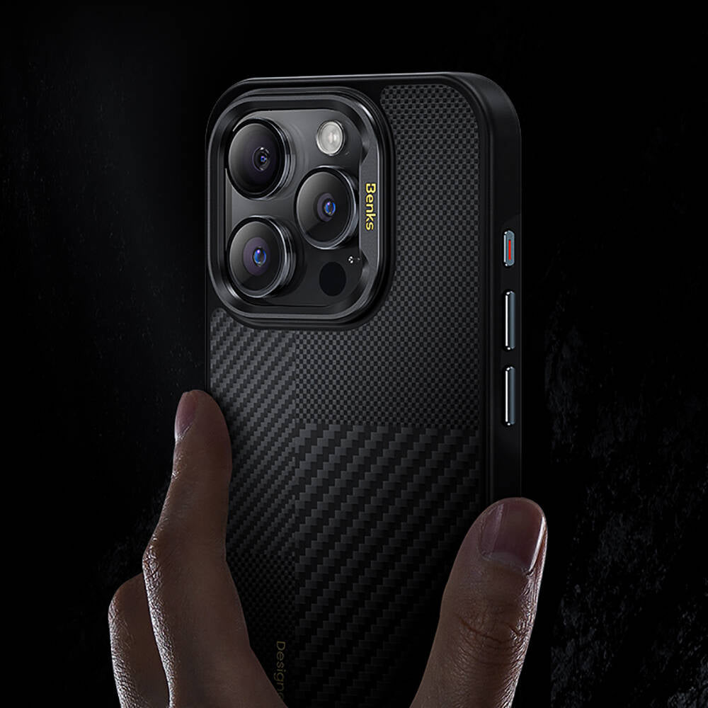 Apple iPhone 16 Plus Kılıf Magsafe Şarj Özellikli Karbon Fiber Benks Montage Hybrid ArmorPro Kevlar Kapak Siyah