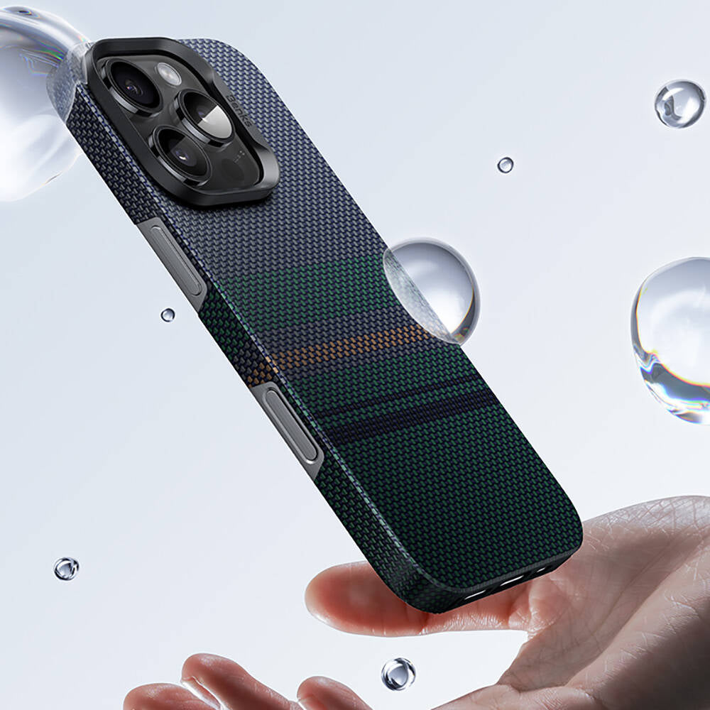 Apple iPhone 16 Plus Kılıf Magsafe Şarj Özellikli Karbon Fiber Tasarımlı Benks Aurora ArmorAir Kevlar Kapak Siyah