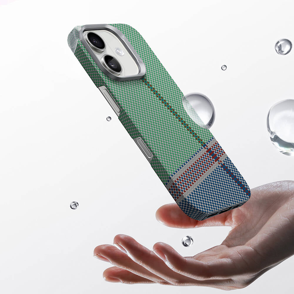 Apple iPhone 16 Plus Kılıf Magsafe Şarj Özellikli Karbon Fiber Tasarımlı Benks Passion Green ArmorAir Kevlar Kapak Yeşil