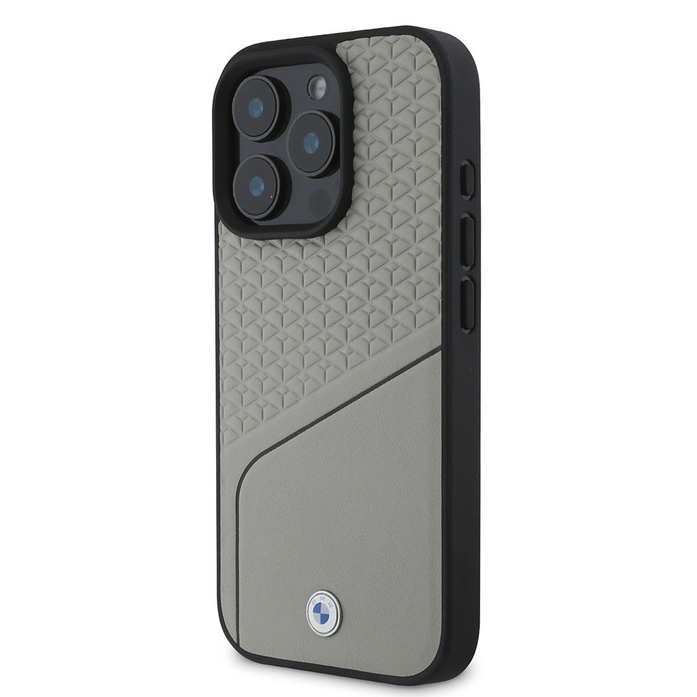 Apple iPhone 16 Pro Kılıf BMW Orjinal Lisanslı Magsafe Şarj Özellikli Metal Logolu Dokulu ve Çizgili Deri Kapak Siyah