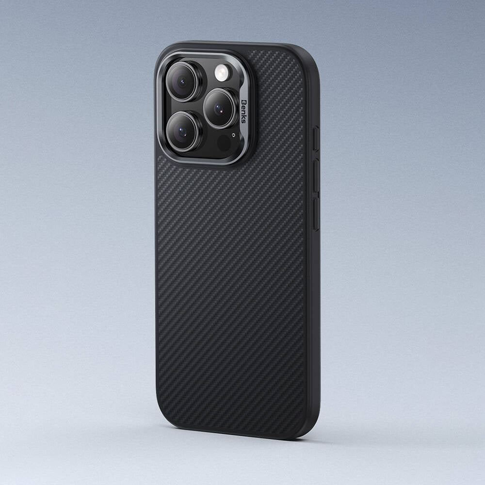 Apple iPhone 16 Pro Kılıf Karbon Fiber Magsafe Şarj Özellikli Benks Hybrid ArmorPro 600D Kevlar Kapak Siyah