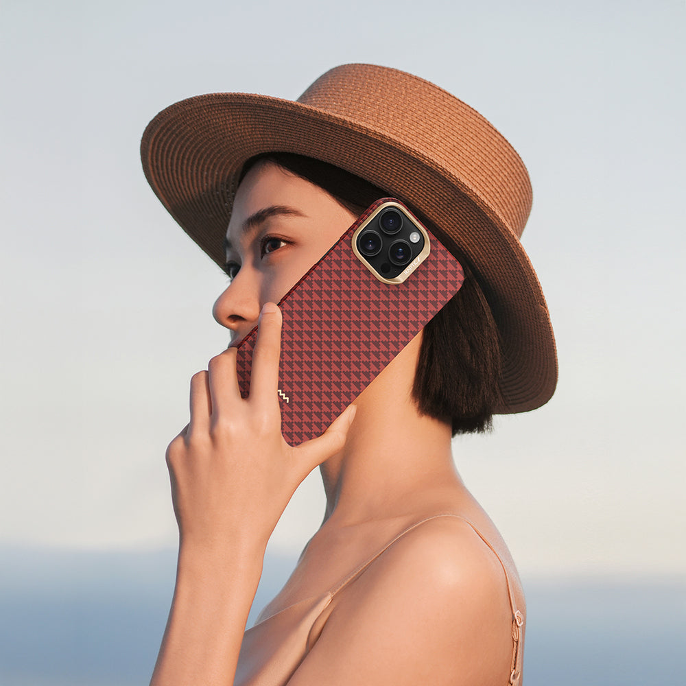 Apple iPhone 16 Pro Kılıf M-safe Şarj Özellikli Raptic Aramid Skin Origin Serisi Kapak Kahverengi