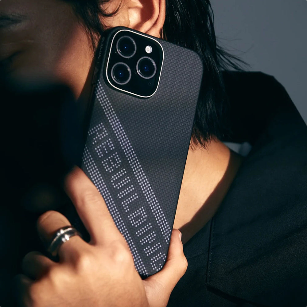 Apple iPhone 16 Pro Kılıf M-safe Şarj Özellikli Aramid Fiber Re-TROS Tasarımlı Pitaka Tactile Woven Rebuilding Serisi Kapak Yeşil