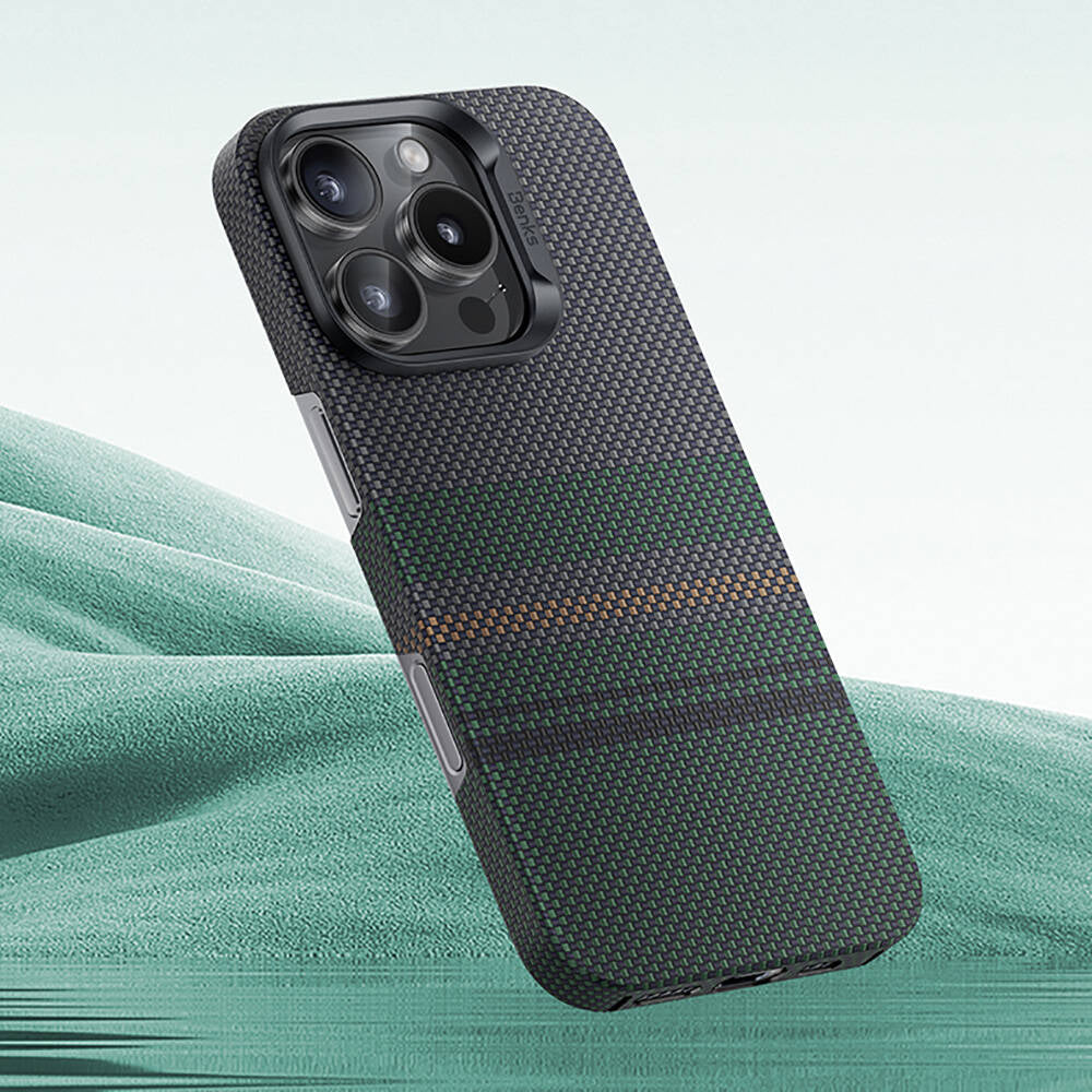 Apple iPhone 16 Pro Kılıf Magsafe Şarj Özellikli Karbon Fiber Tasarımlı Benks Aurora ArmorAir Kevlar Kapak Siyah