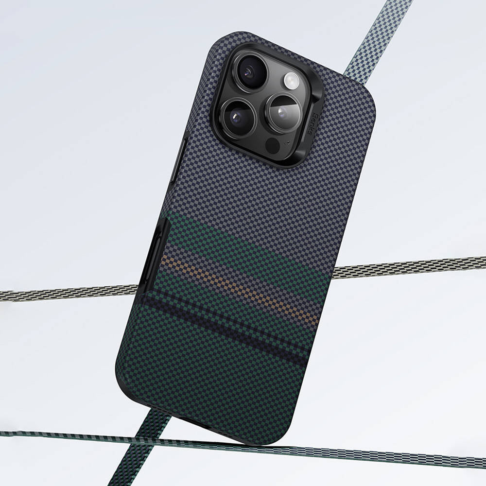 Apple iPhone 16 Pro Kılıf Magsafe Şarj Özellikli Karbon Fiber Tasarımlı Benks Aurora ArmorPro Kevlar Kapak Siyah