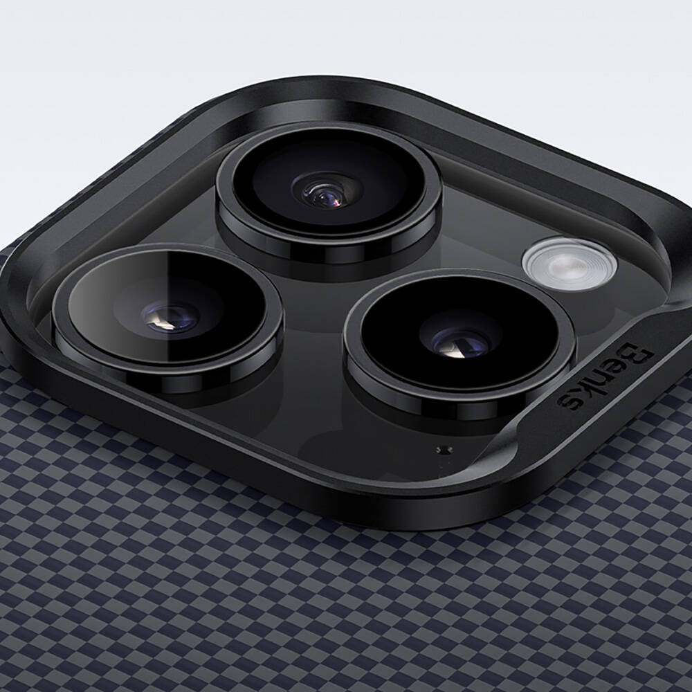 Apple iPhone 16 Pro Kılıf Magsafe Şarj Özellikli Karbon Fiber Tasarımlı Benks Aurora ArmorPro Kevlar Kapak Siyah