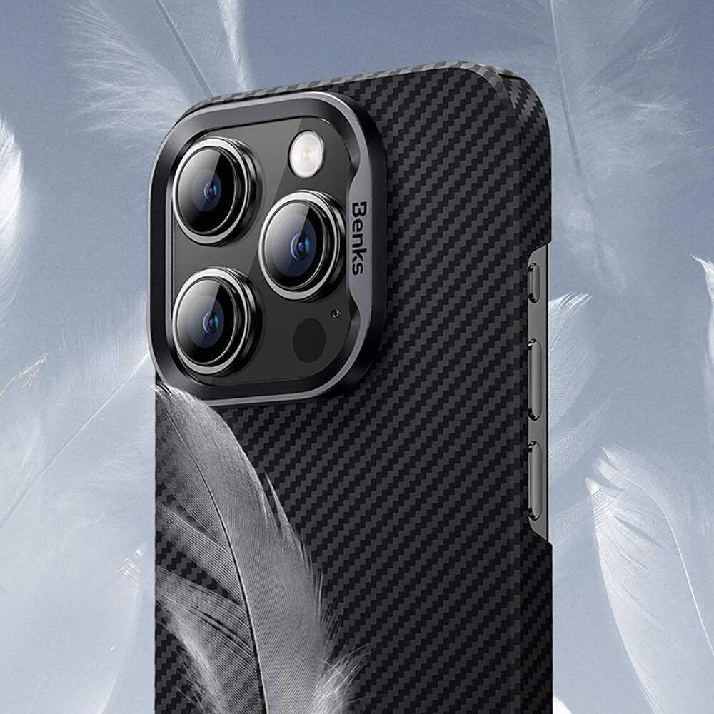 Apple iPhone 16 Pro Max Kılıf Benks Magsafe Şarj Özellikli Magnetik ArmorAir 600D Kevlar Fiber Kapak Siyah