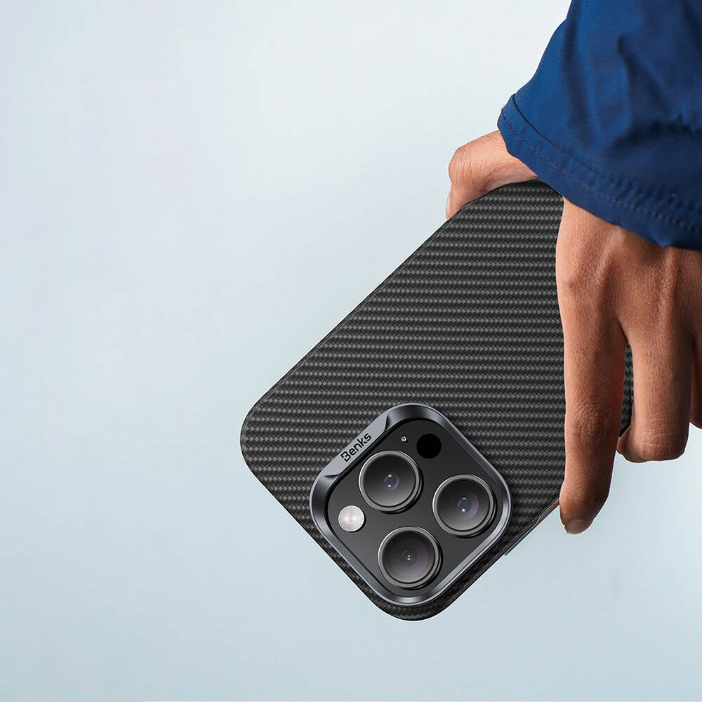 Apple iPhone 16 Pro Max Kılıf Benks Magsafe Şarj Özellikli Magnetik ArmorAir 600D Kevlar Fiber Kapak Siyah