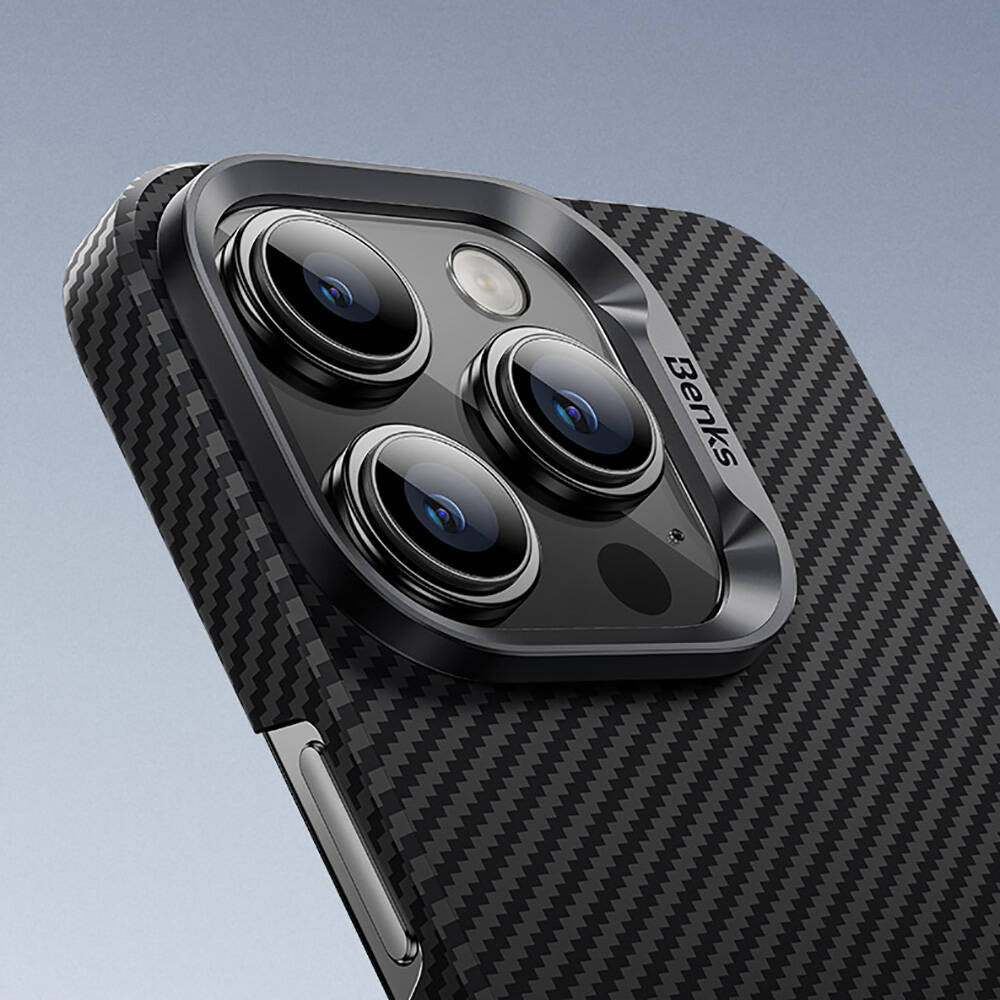 Apple iPhone 16 Pro Max Kılıf Benks Magsafe Şarj Özellikli Magnetik ArmorAir 600D Kevlar Fiber Kapak Siyah