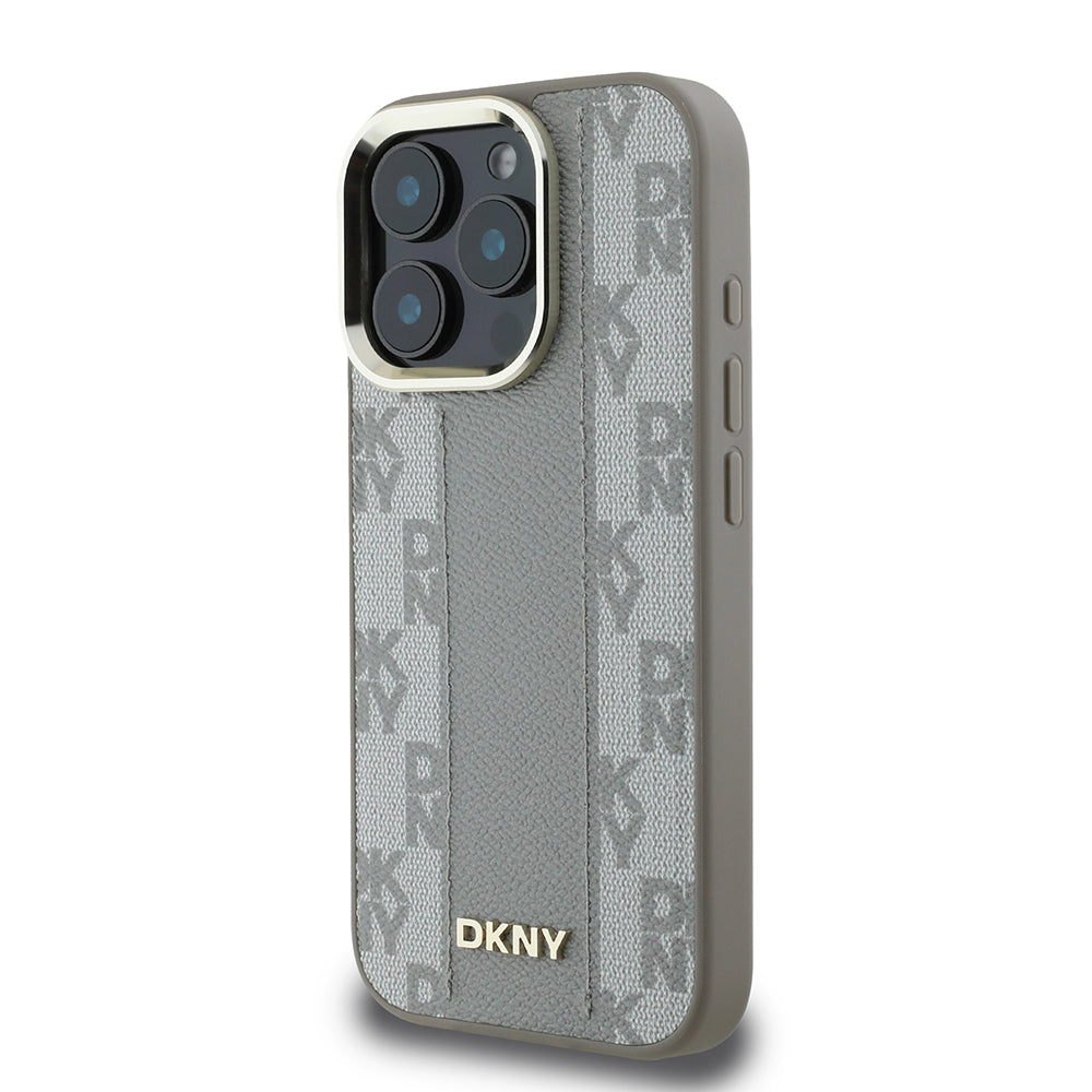 Apple iPhone 16 Pro Max Kılıf DKNY Orjinal Lisanslı Magsafe Şarj Özellikli 3D Yazılı Checkered Pattern Kapak Bej