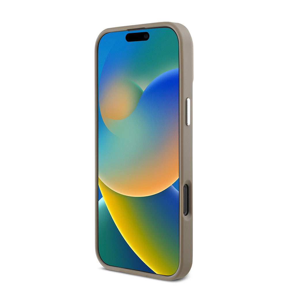 Apple iPhone 16 Pro Max Kılıf Guess Orjinal Lisanslı Magsafe Şarj Özellikli Grained Triangle Kapak Kahverengi