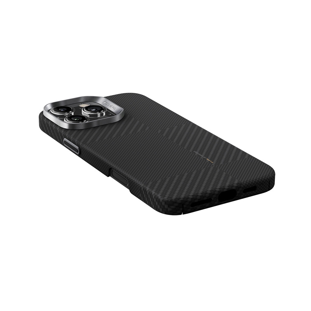 Apple iPhone 16 Pro Max Kılıf Magsafe Şarj Özellikli 600D Metal Kamera Çerçeveli Raptic Aramid Fiber Croxx Mondrian Serisi Kapak Siyah