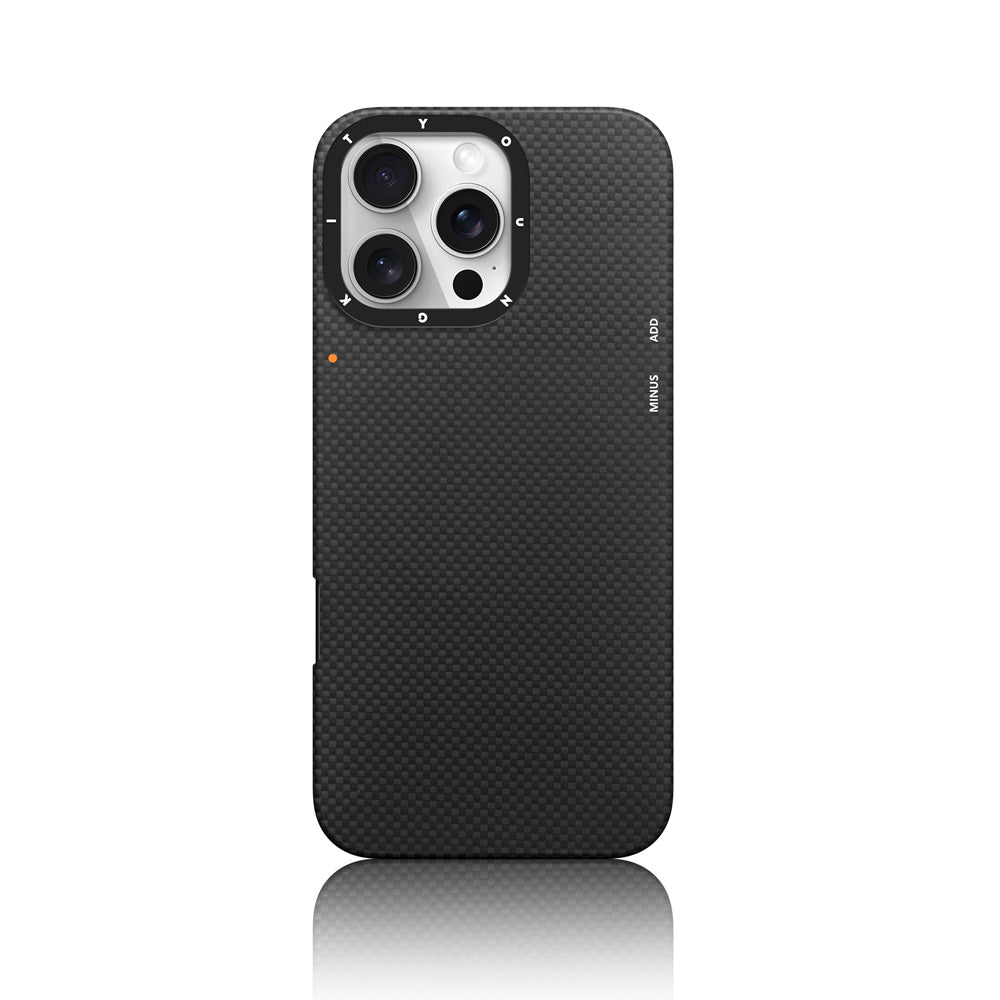 Apple iPhone 16 Pro Max Kılıf Magsafe Şarj Özellikli Aramid Fiber Youngkit 1500D Kevlar Extreme Wing Serisi Kapak Siyah