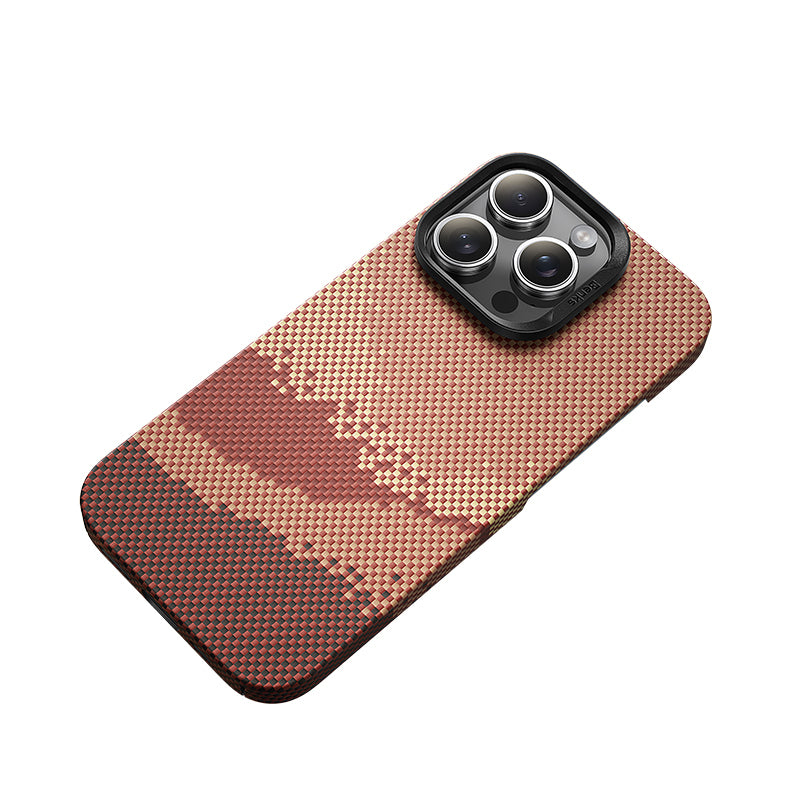 Apple iPhone 16 Pro Max Kılıf Magsafe Şarj Özellikli Benks GoldenTide ArmorAir 600D Kevlar Kapak Gold