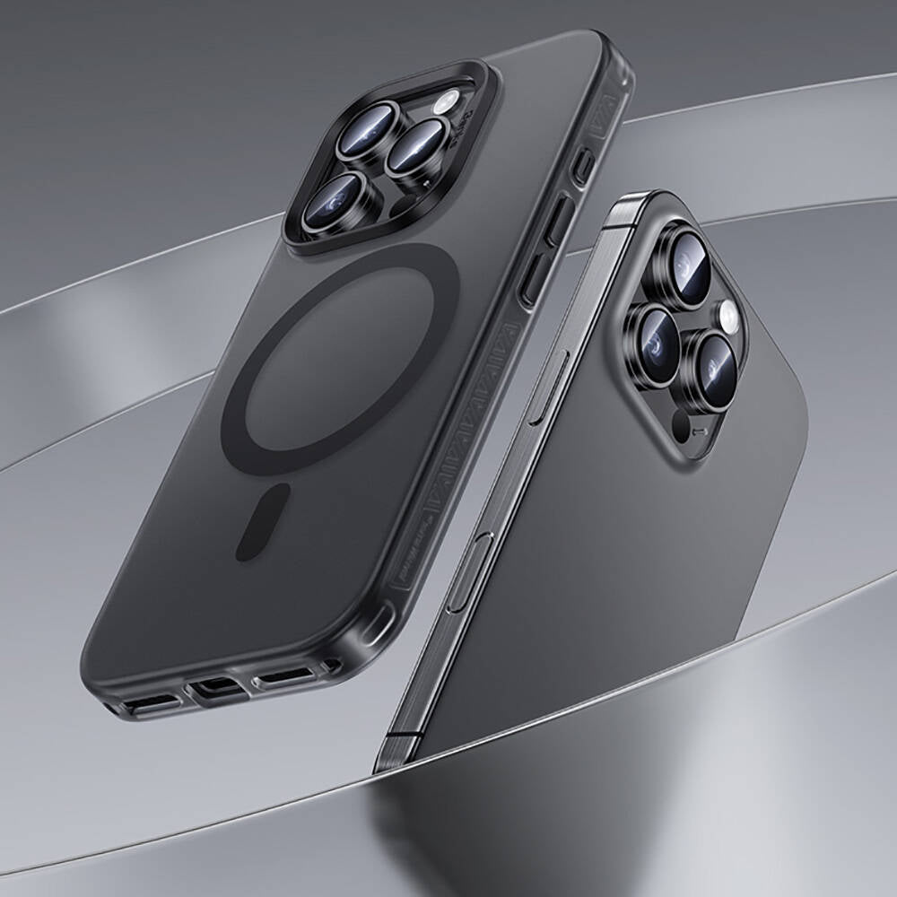 Apple iPhone 16 Pro Max Kılıf Magsafe Şarj Özellikli Benks Lucid Armor Kapak Siyah