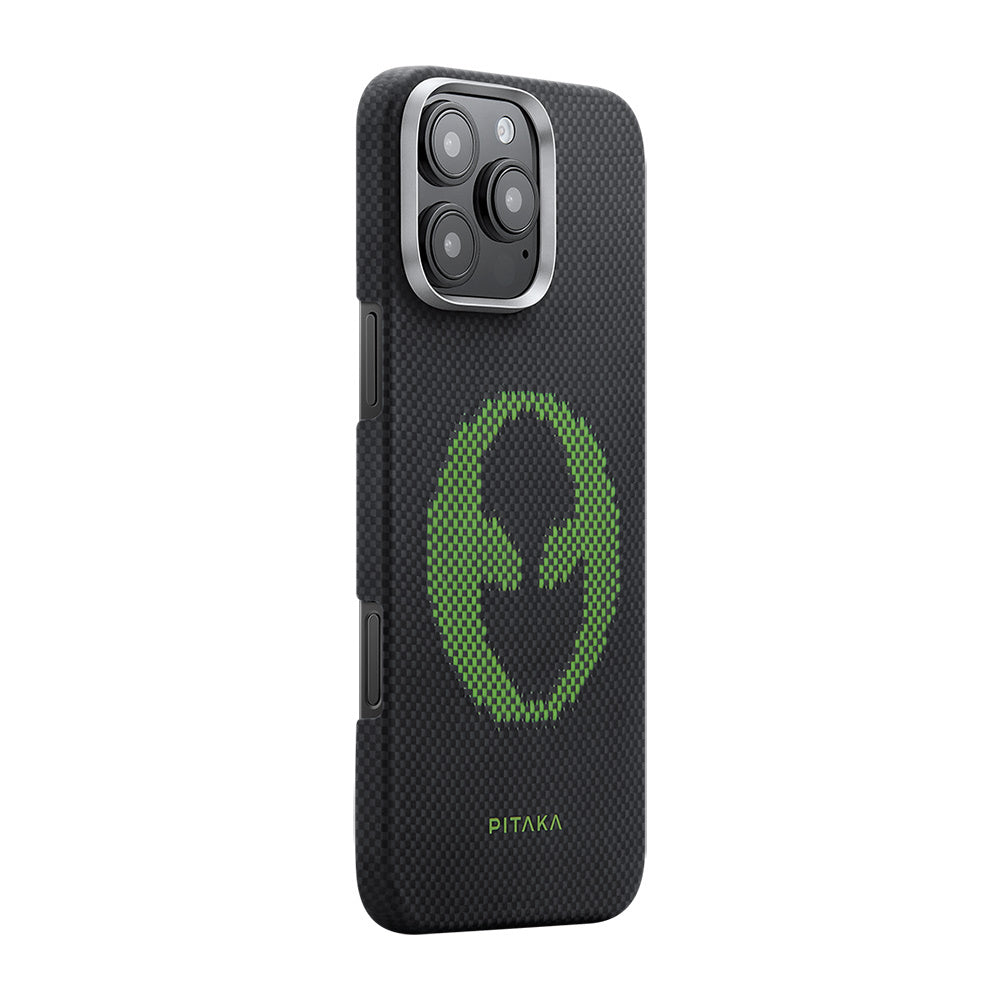 Apple iPhone 16 Pro Max Kılıf Magsafe Şarj Özellikli Lumintex Teknolojili Fosforlu Aramid Fiber Pitaka Tactile Woven Aries Serisi Alien Kapak Siyah